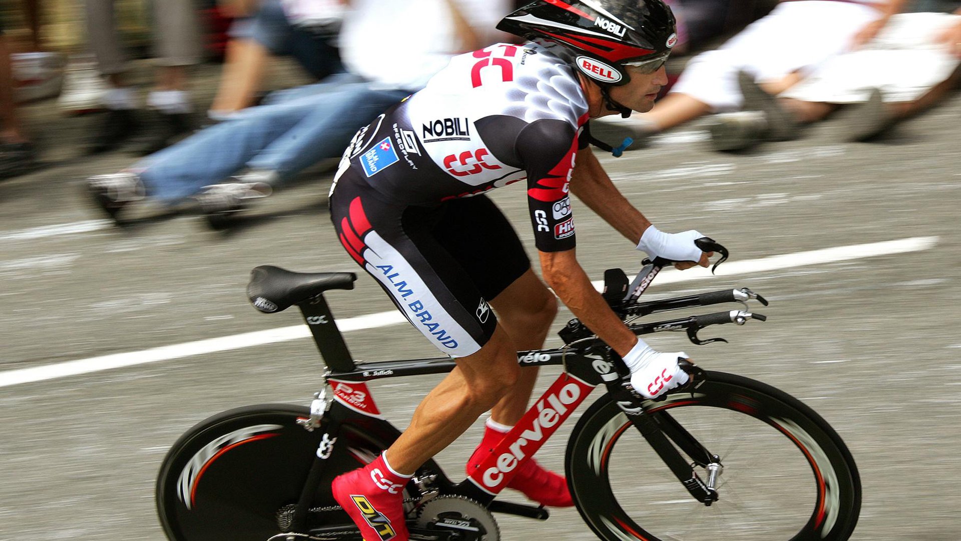 圣洛伦索球员因拖欠工资罢训,俱乐部承诺解决,圣洛伦索vs帕特罗纳图